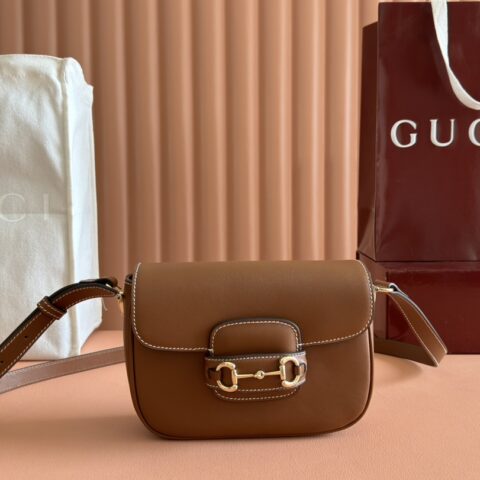 GUCCI Horsebit 1955系列迷你肩背包 款号815205 FAD6M 8759