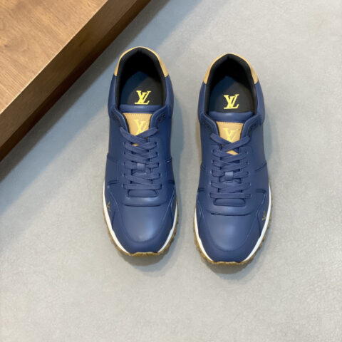 LV Run Away运动鞋