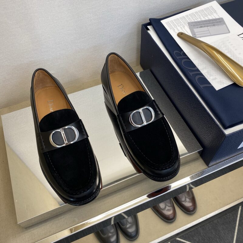 DIOR 永恒经典乐福鞋