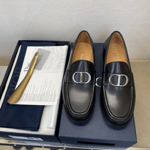 DIOR 永恒经典乐福鞋