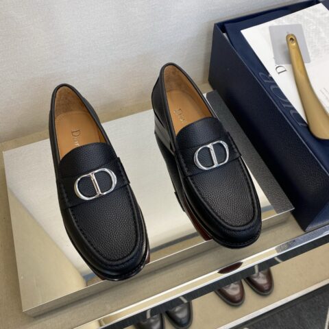 DIOR 永恒经典乐福鞋