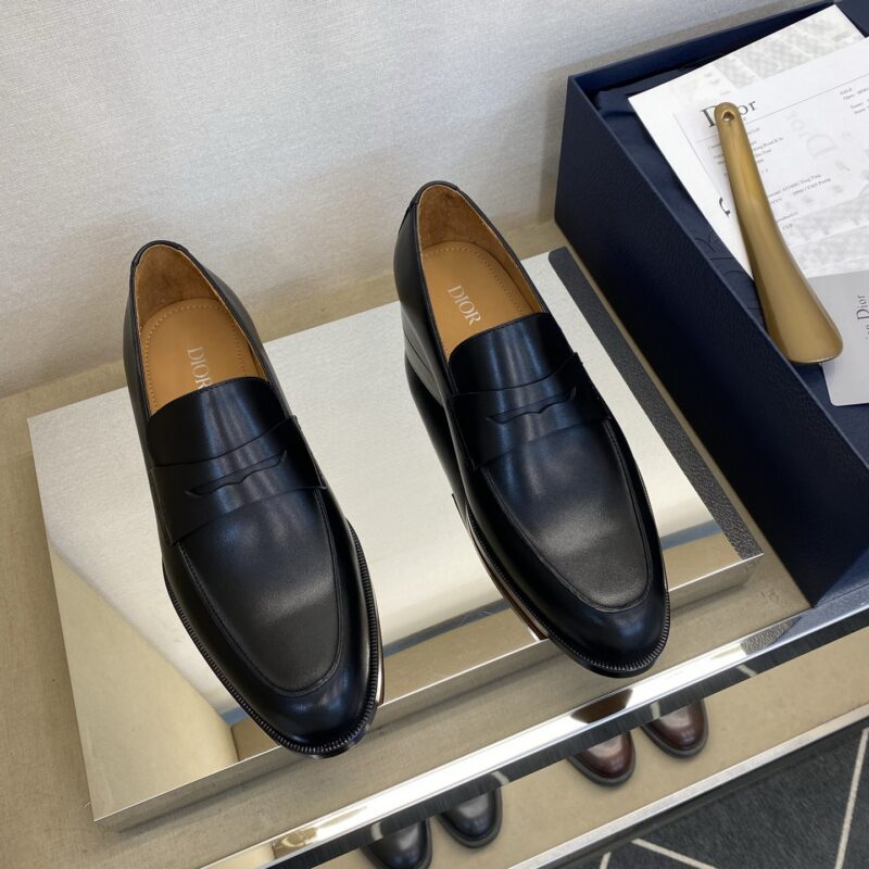 DIOR 永恒经典乐福鞋