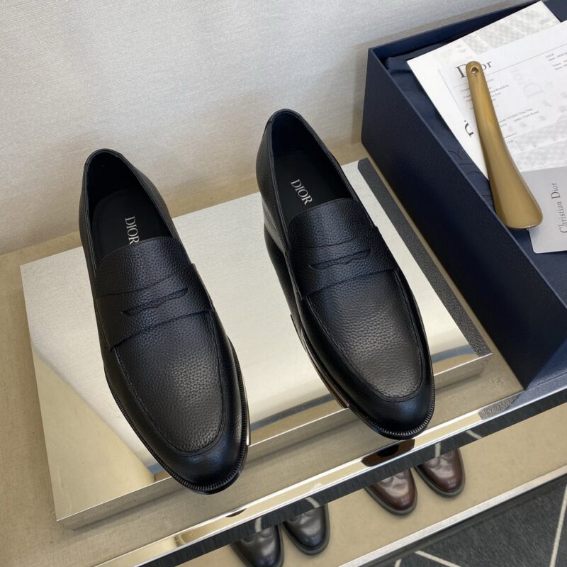 DIOR 永恒经典乐福鞋