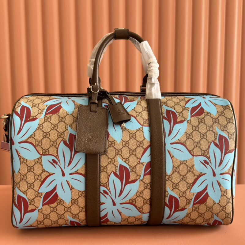 GUCCI 经典GG Supreme旅行包 型号：792074蓝花色