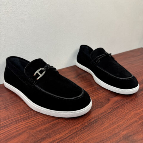 HERMES MOOVE系列男士皮革乐福休闲鞋 货号：H221939 黑色