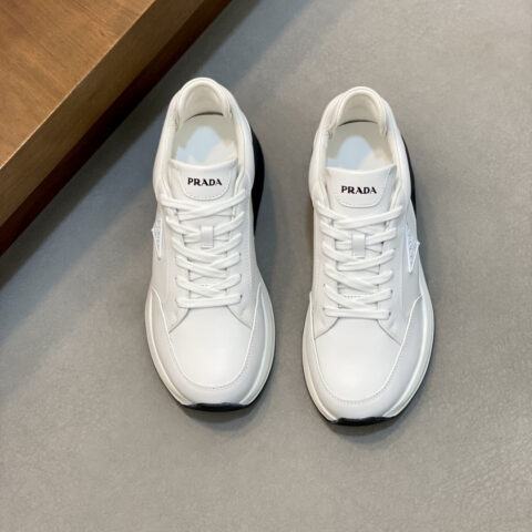 PRADA  男士新款皮面拼接运动鞋