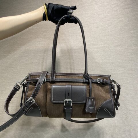 PRADA 🎉LusSolf灯芯绒🎉1BA426