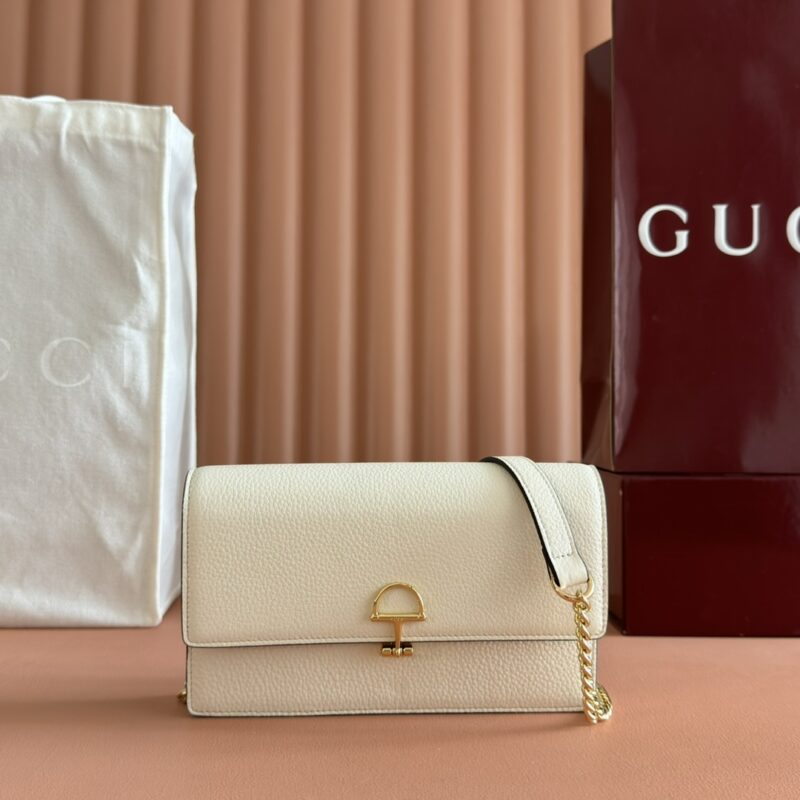 GUCCI Softbit系列肩背包 型号:837373