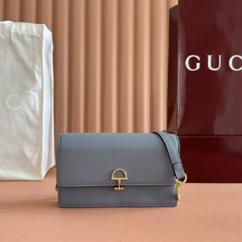 GUCCI Softbit系列肩背包 型号：837373