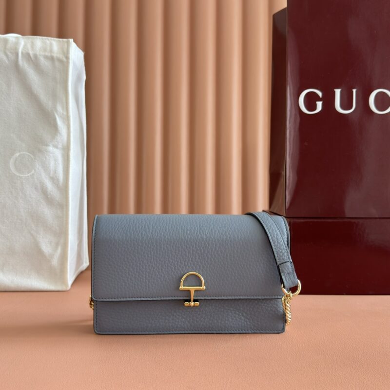 GUCCI Softbit系列肩背包 型号：837373