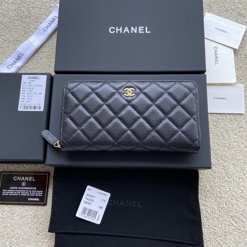 CHANEL 小香进口意大利颗粒小牛皮 货号:A50097 黑色球纹发金色钢唛