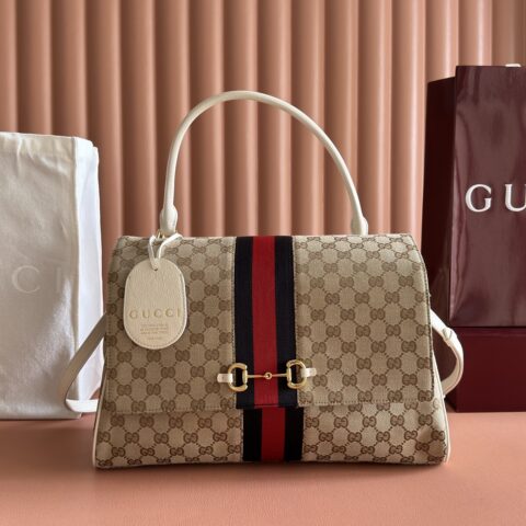 GUCCI Generation 系列 型号：875019白色