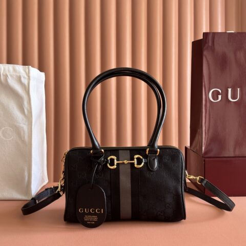 GUCCI GG小号手袋 型号：866732黑布