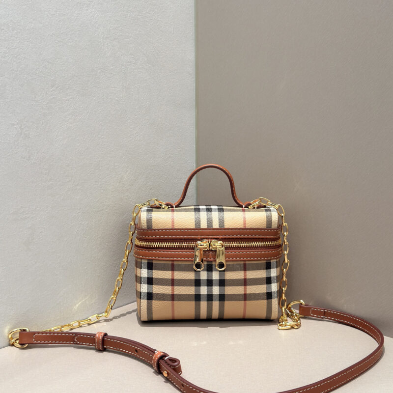 Burberry 迷你格纹化妆包 型号0091