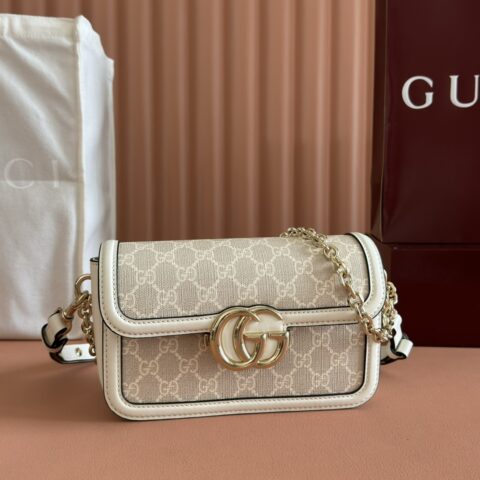 GUCCI GG Monogram 型号：826761 燕麦色