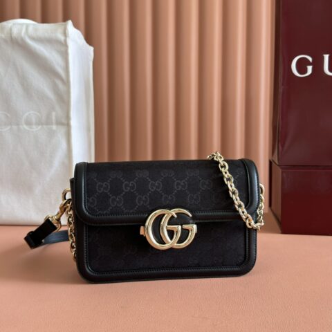 GUCCI GG Monogram 型号：826761 牛仔棕色