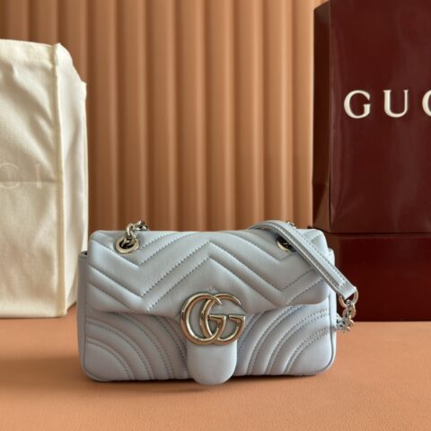 GUCCI GG Marmont系列 型号：837267蓝全皮