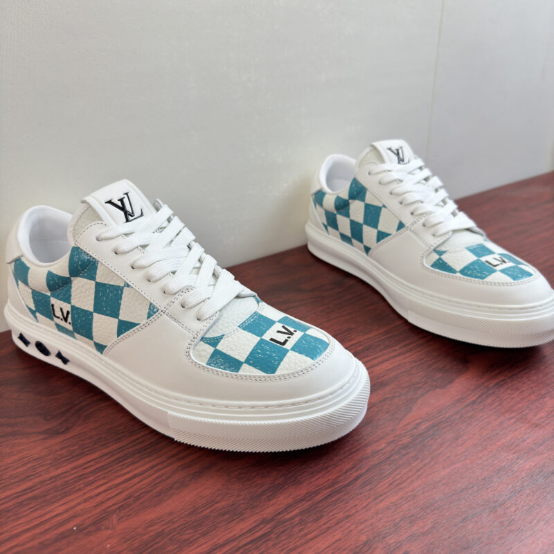 LV 男士新款皮革运动鞋 货号:LD1210格纹 白色