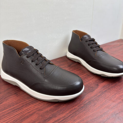 BERLUTI Echappee系列德比鞋 货号：E108Z中邦 咖色