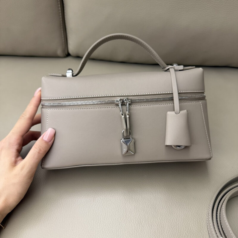 Loro Piana Extra Bag L23手袋 型号:FAQ2126 平纹 鸽子灰/银扣
