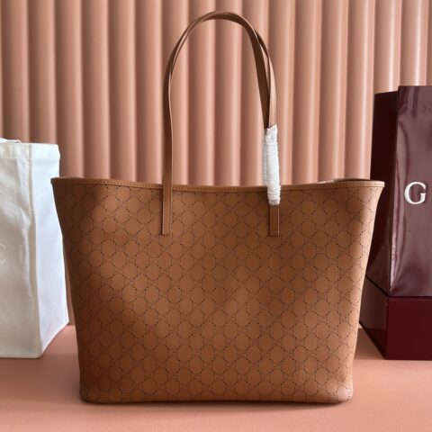 GUCCI Generation 系列 型号：874745