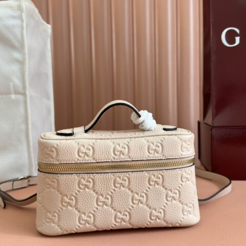 GUCCI  Marmont系列 型号：813347粉压