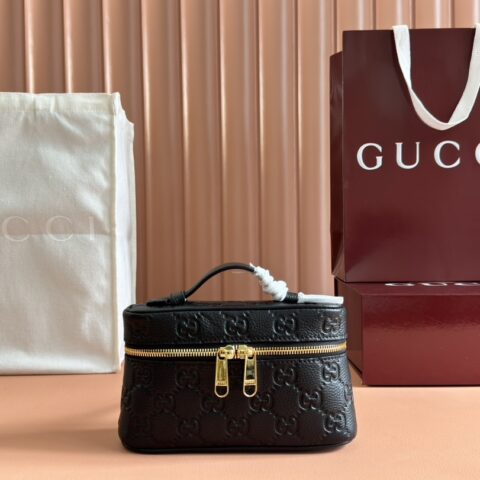 GUCCI  Marmont系列 型号：813347克压