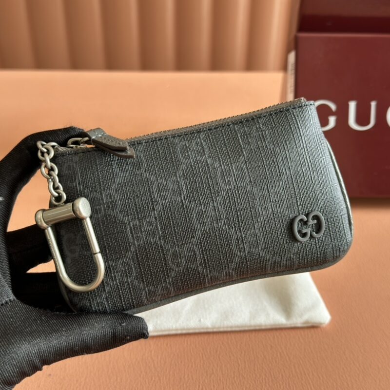 GUCCI 饰GG细节长款卡片夹 型号:820666 灰色