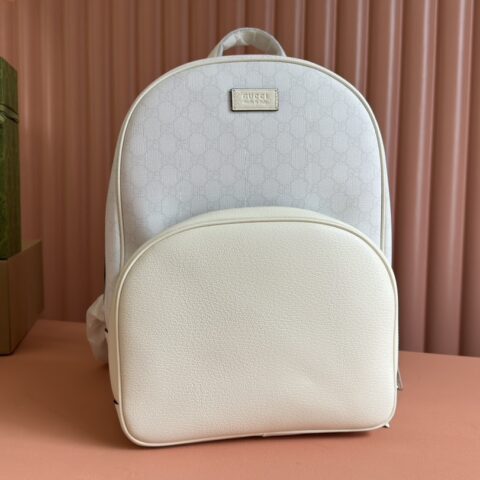 GUCCI 饰标牌中号GG背包 795462 FADML 9048