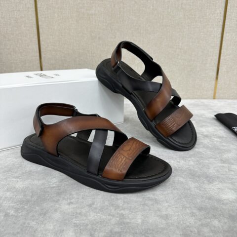 BERLUTI Shadow 皮革凉鞋