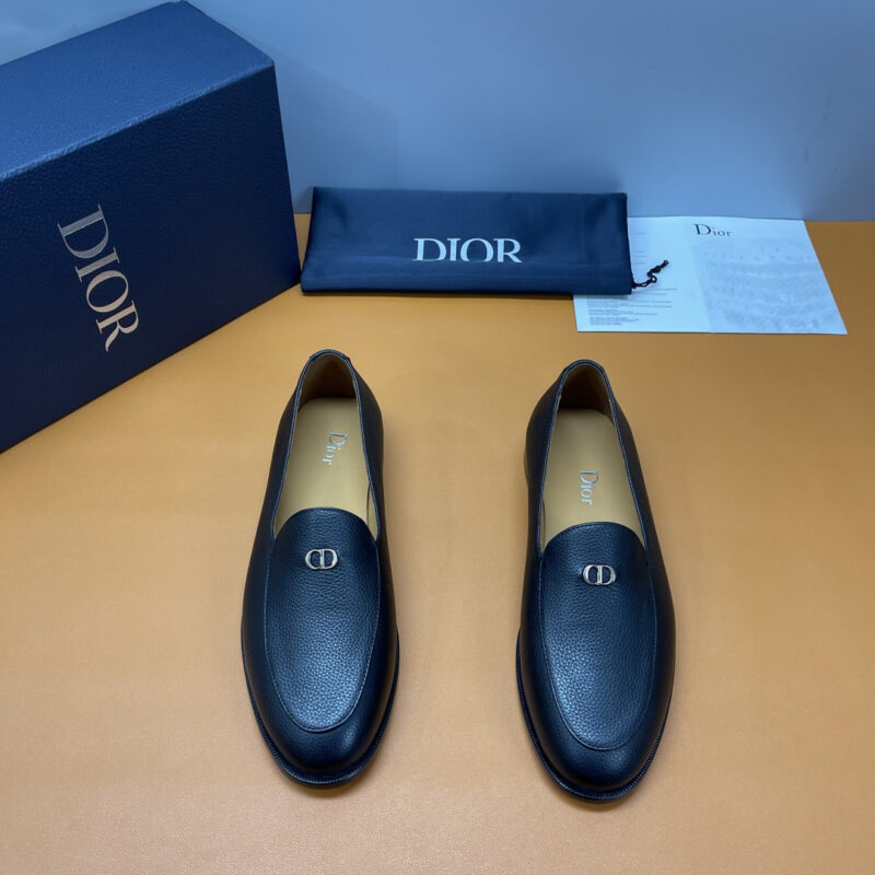 DIOR 经典CD扣乐福鞋