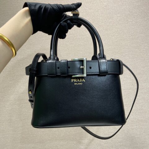 PRADA 迷你女包🎉1BA502