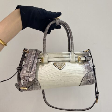 PRADA LusSolf鳄鱼纹🎉1BA486迷你号