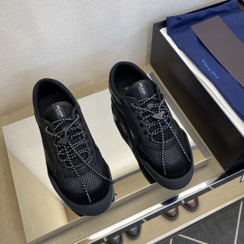 PRADA 男士运动款