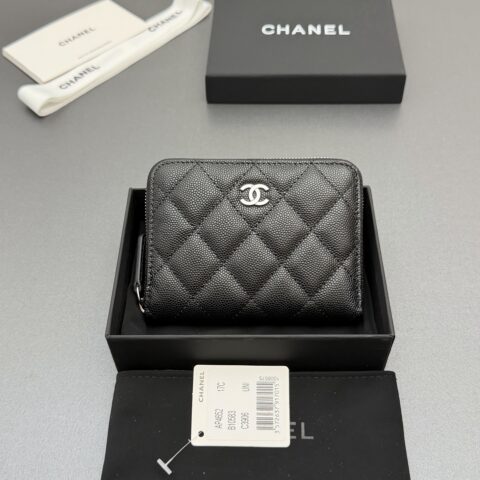 CHANEL 新款係列拉链包短款钱包係列 货号:AP4652黑色细球纹银色五金