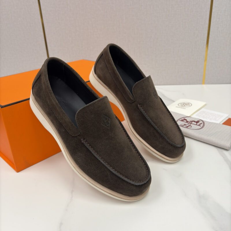 HERMES Low 绒面牛皮乐福鞋