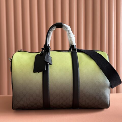 GUCCI GG Marmont系列 型号：835688渐变蓝pvc