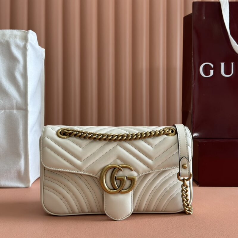 GUCCI GG Marmont系列 型号:443497米白色