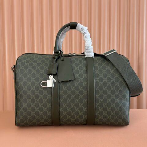 GUCCI 中号旅行包 型号：792074绿胶/pvc
