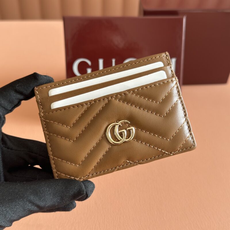 GUCCI  GG Marmont系列绗缝卡片夹 型号：443127棕浅金/G原厂皮
