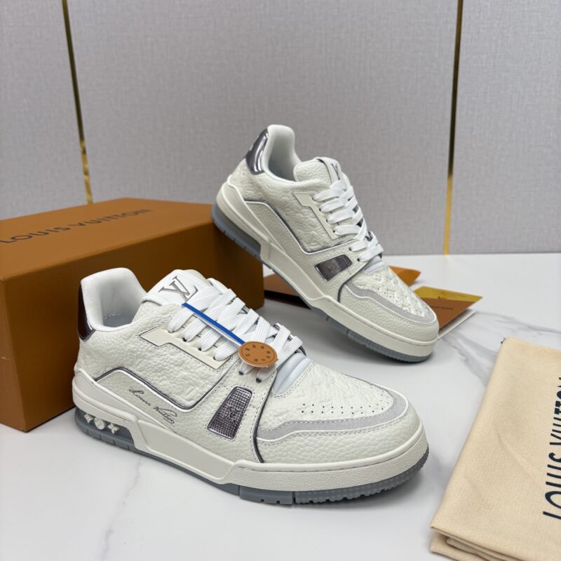 LV TRAINER 系列运动鞋