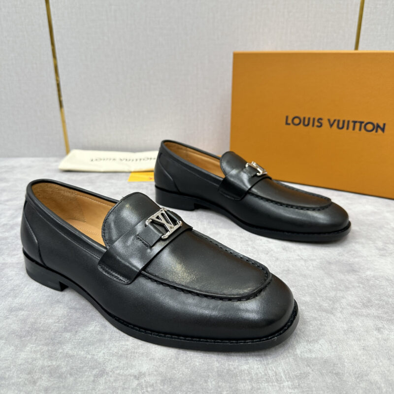 LV 新品乐福鞋