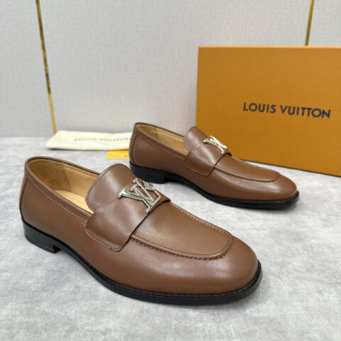 LV 新品乐福鞋