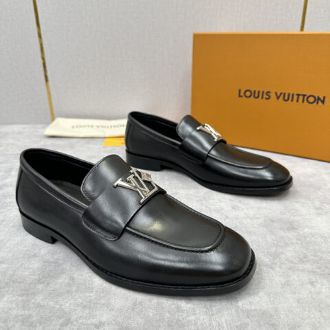 LV 新品乐福鞋