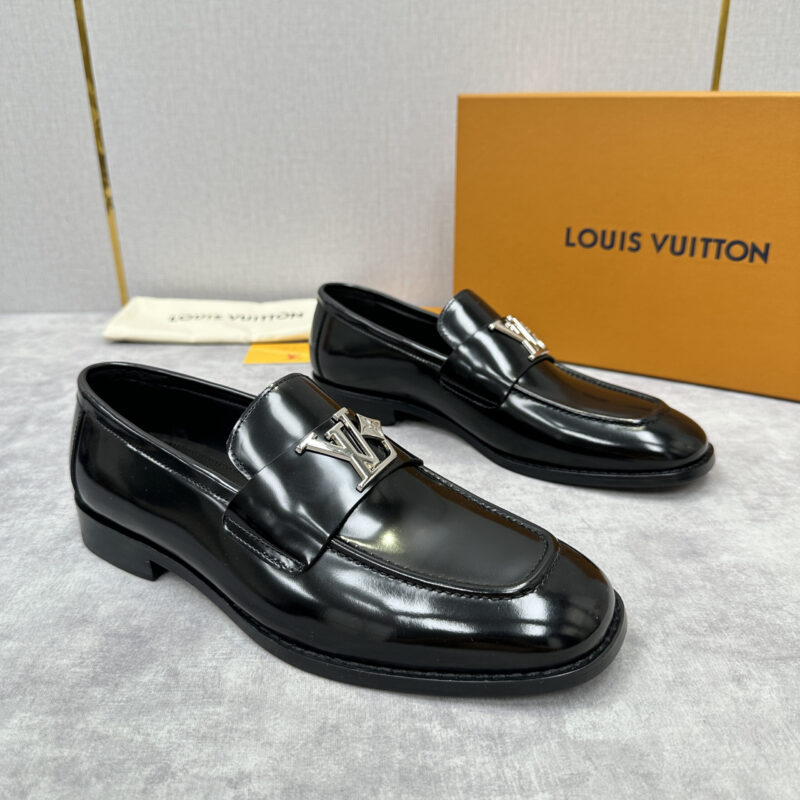 LV 新品乐福鞋