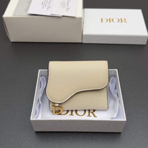 DIOR Lotus 马鞍钱包系列 型号：S5652   山羊纹胭脂米/牛皮