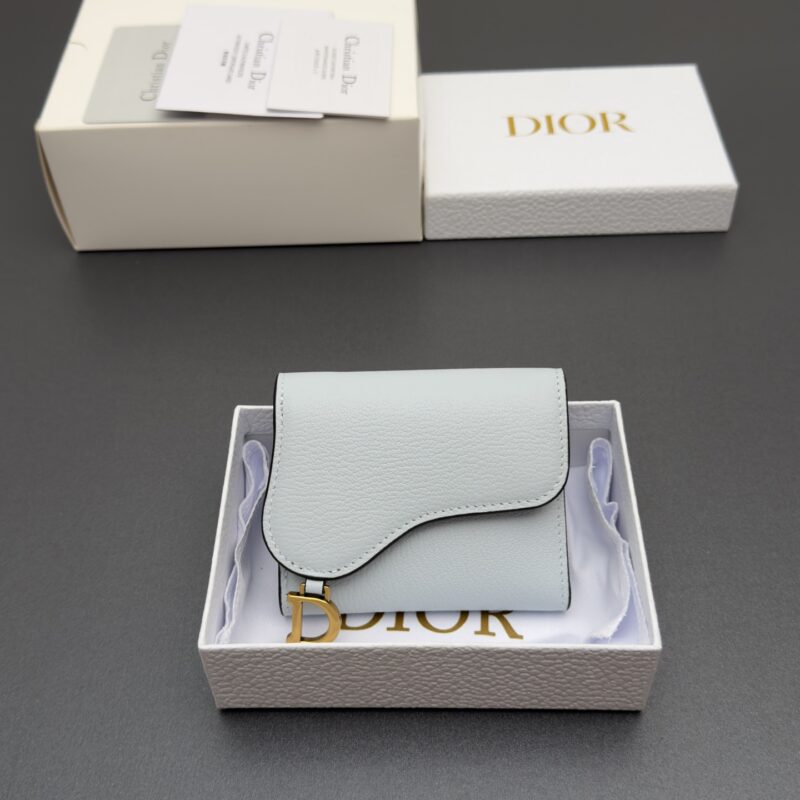 DIOR Lotus 马鞍钱包系列 型号：S5652   山羊纹冰川蓝/牛皮