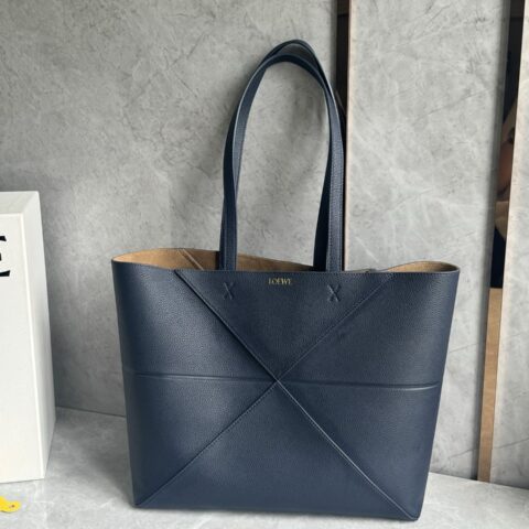 LOEWE 全新puzzle fold 系列可折叠托特包 0697