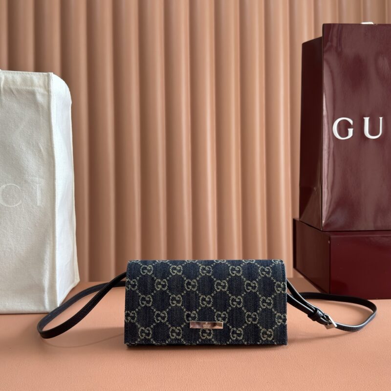 GUCCI Generation 型号:A002KG蓝色/牛仔布