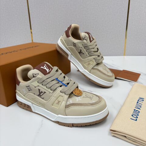 LV TRAINER 情侣运动鞋系列